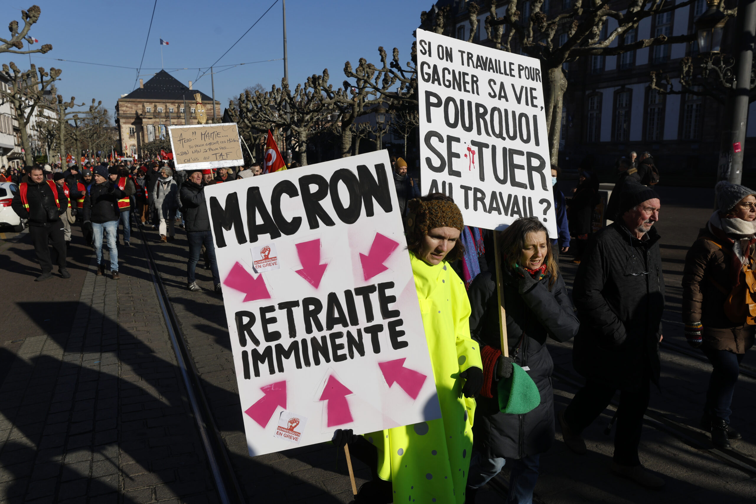 Γαλλία: Μετ’ εμποδίων η συζήτηση στην Εθνοσυνέλευση για την αναμόρφωση του συνταξιοδοτικού συστήματος