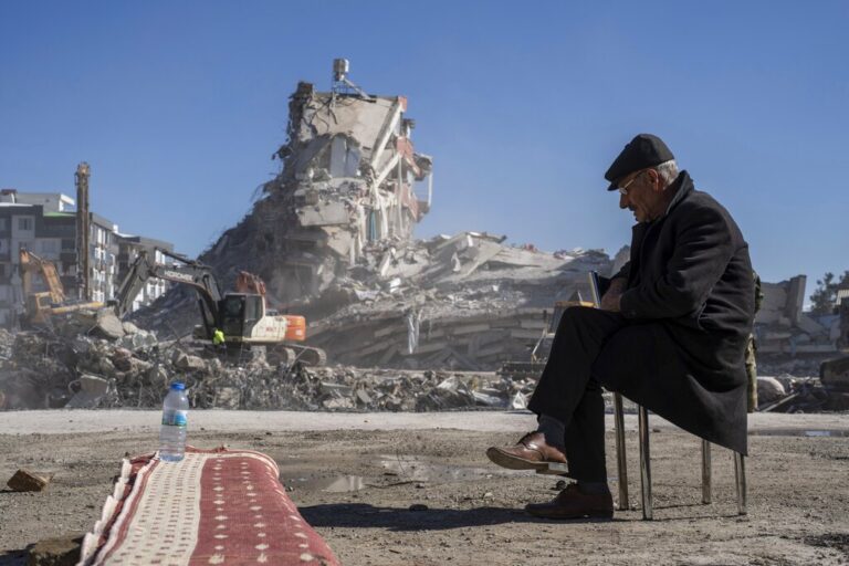 Σεισμός σε Τουρκία και Συρία: Πάνω από 20.000 οι νεκροί – Ζωντανές οι ελπίδες στα χαλάσματα