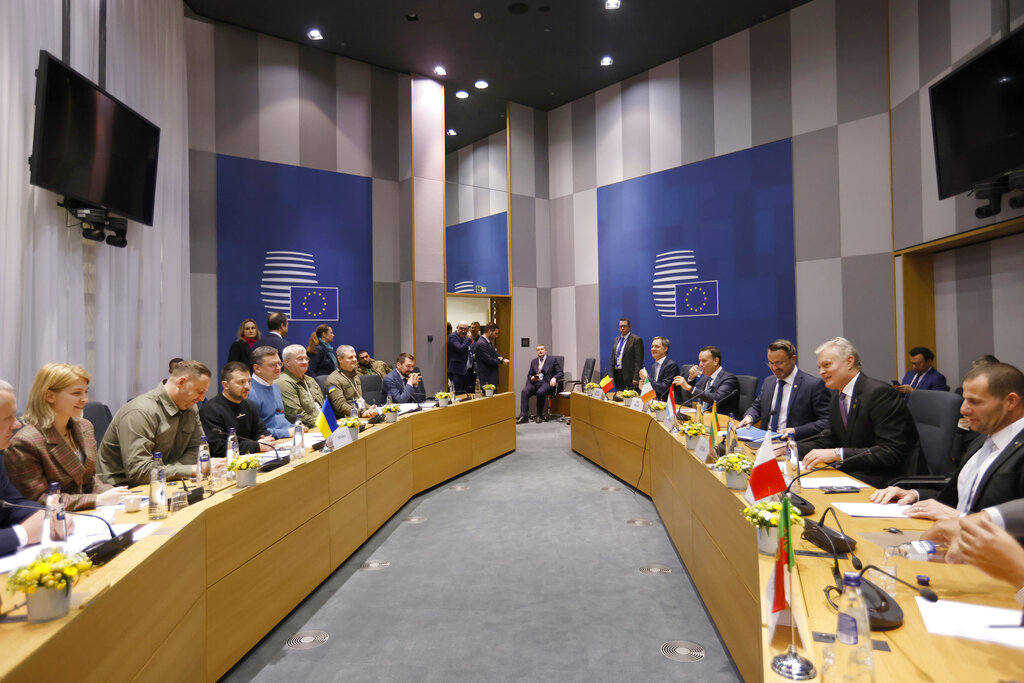 Σύνοδος Κορυφής: Συμφωνήθηκαν αυστηρότερα μέτρα για τη μετανάστευση