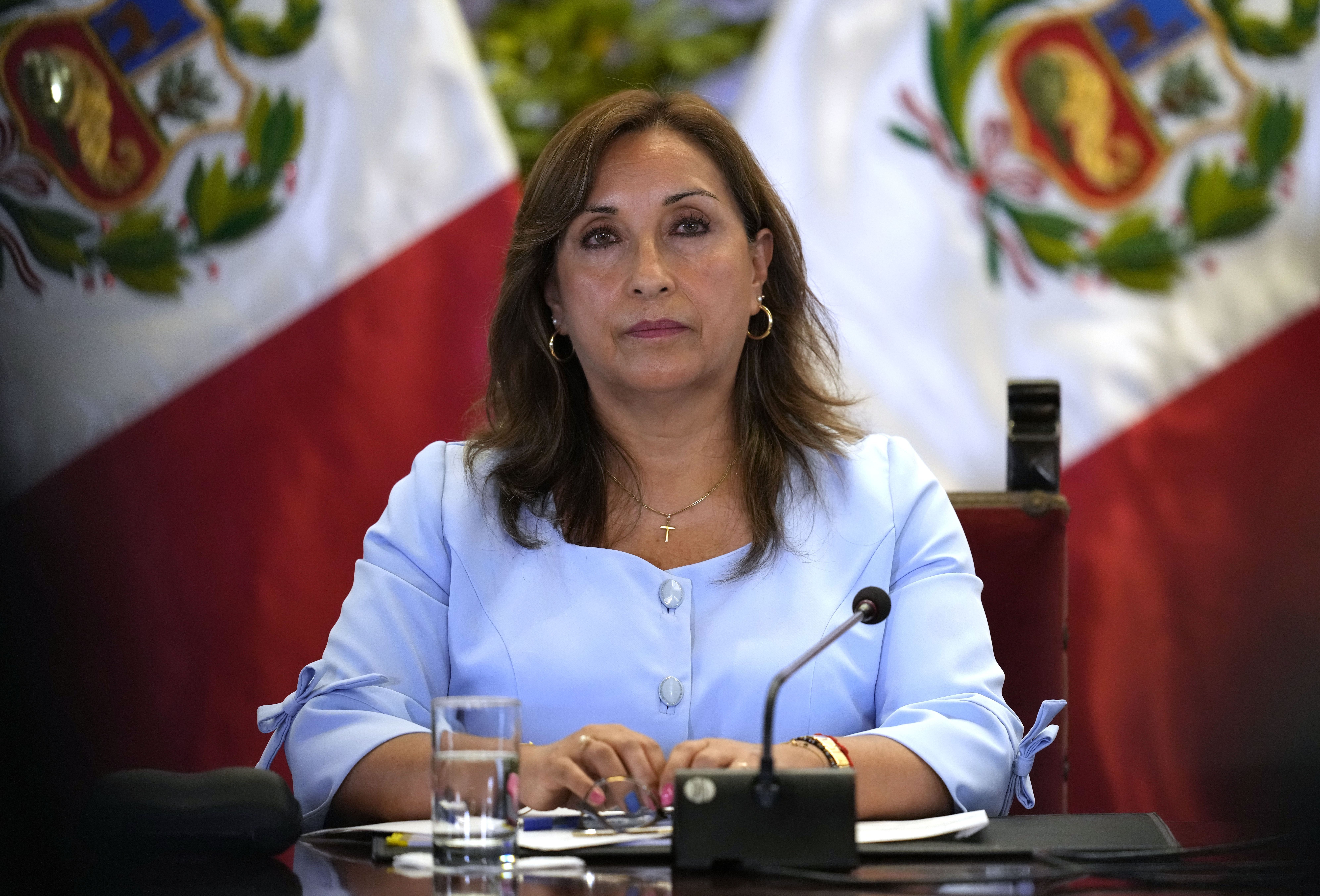 Η πρόεδρος του Περού διαμηνύει πως θα συντρίψει τη «ναρκοτρομοκρατία»