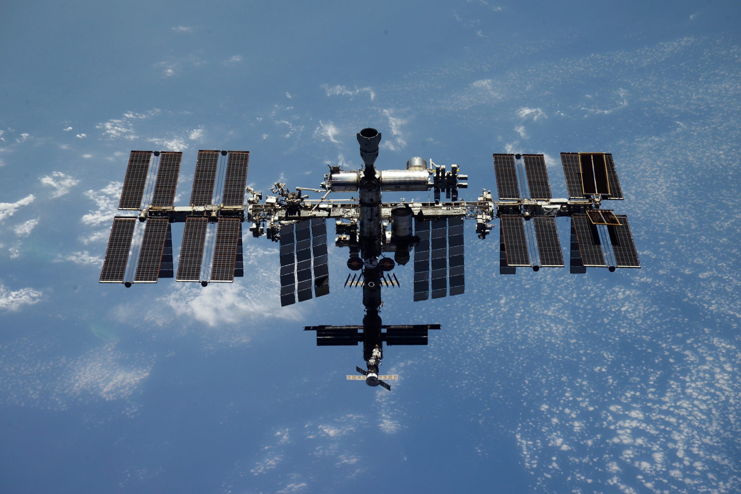 Αναβλήθηκε η εκτόξευση του Σογιούζ για την επιστροφή στη Γη τριών μελών του πληρώματος του Διεθνούς Διαστημικού Σταθμού