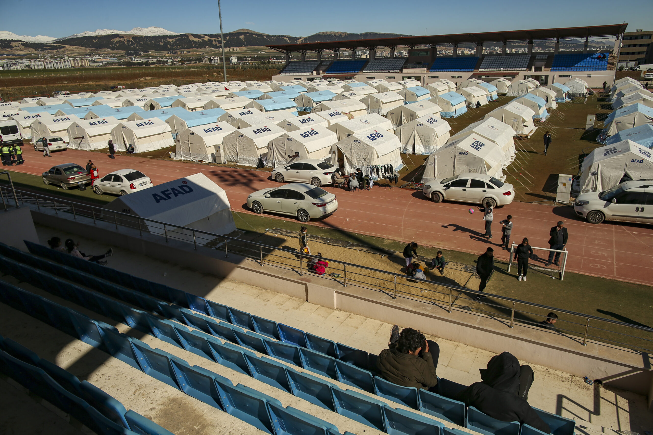 Σεισμός σε Τουρκία – Συρία: Εντείνεται ο διχασμός – Τούρκοι κατηγορούν Σύρους πρόσφυγες για λεηλασίες