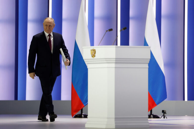Πολλές οι απουσίες των σημαντικών προσώπων από την ομιλία του Πούτιν – Ποιοι έλειπαν