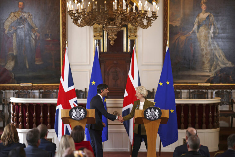 Τι προβλέπει η συμφωνία Ευρωπαϊκής Ένωσης – Βρετανίας για τη Βόρεια Ιρλανδία