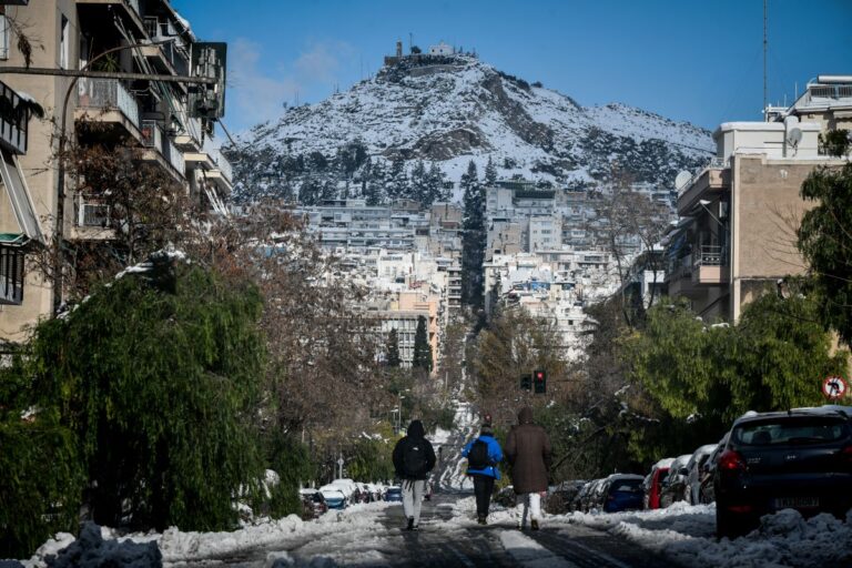 Προ των πυλών η κακοκαιρία “Barbara”: Πού θα δείξει το σκληρό της πρόσωπο