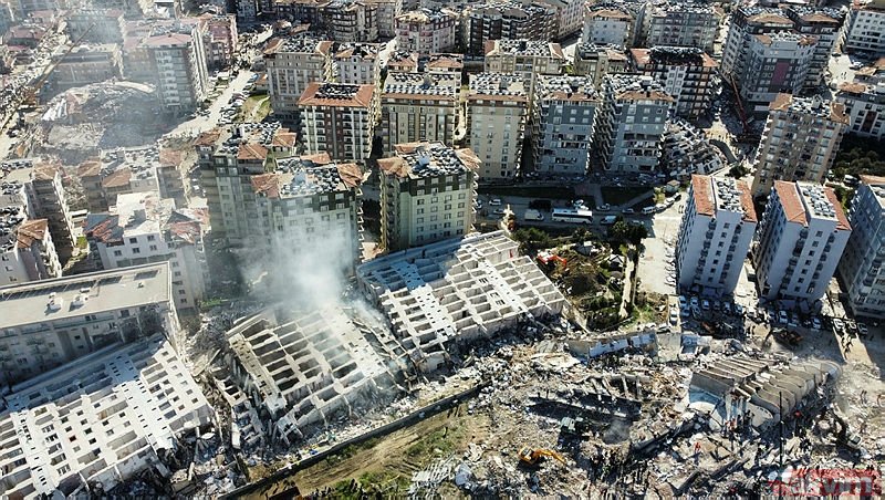 Τουρκία: Οι διασωθέντες κρατούν ζωντανή την ελπίδα – Περισσότεροι από 23.000 οι νεκροί