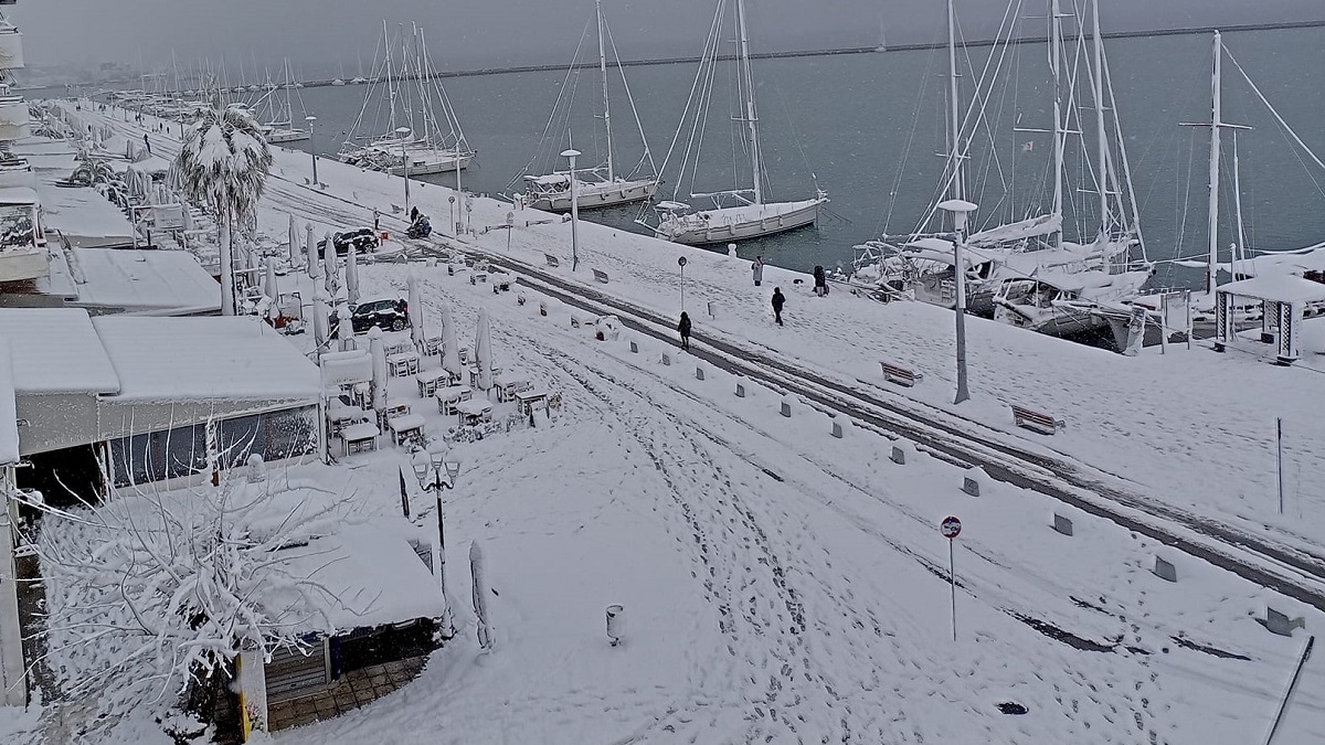 Volos_paralia