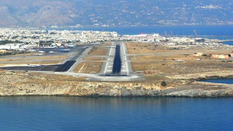 Ηράκλειο: Αλλαγές στα προγράμματα πτήσεων από και προς το “Ν. Καζαντζάκης” φέρνουν εργασίες αναβάθμισης του αεροδιαδρόμου 1-6 Μαρτίου