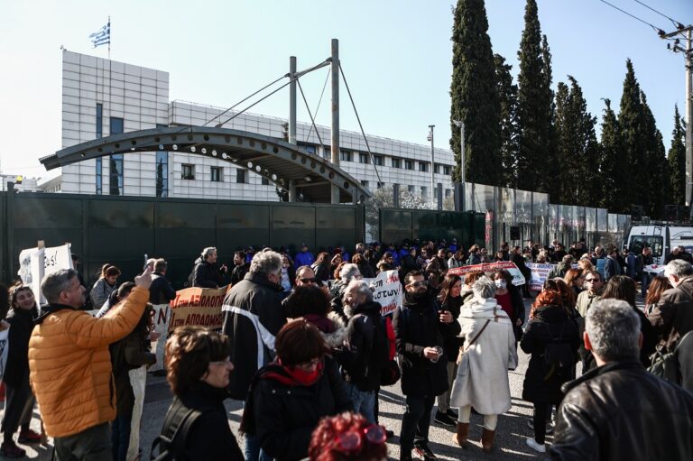 Πανεκπαιδευτική 24ωρη απεργία για την ατομική αξιολόγηση