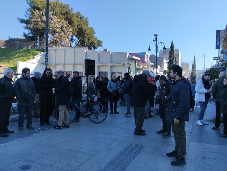 Όχι στην υποβάθμιση των καλλιτεχνικών σπουδών και των εργασιακών δικαιωμάτων των καλλιτεχνών