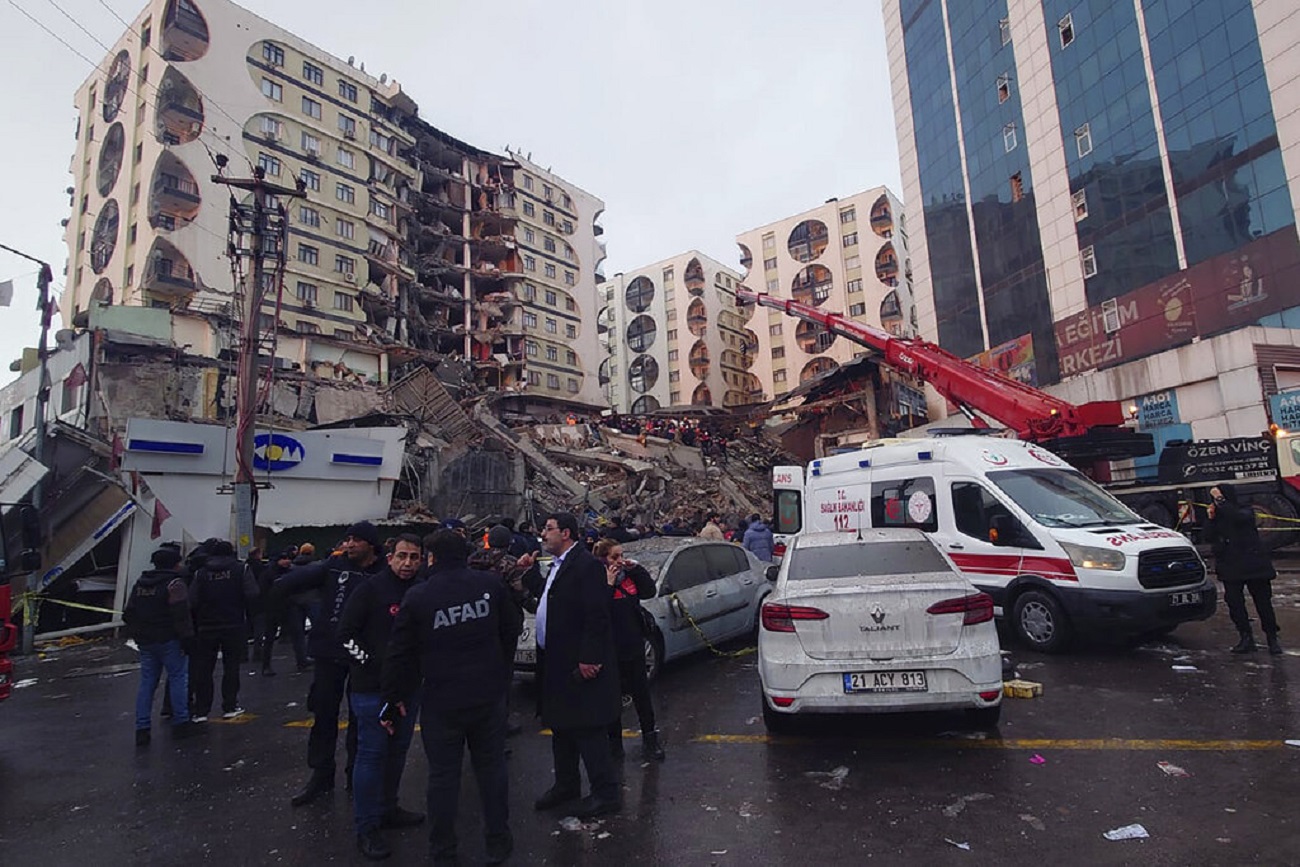 Σεισμός στην Τουρκία: Βοήθεια αποστέλλει και η Ισπανία