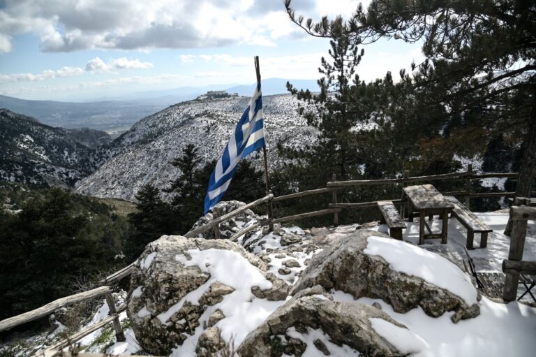 Έκτακτο δελτίο επιδείνωσης καιρού: Έρχεται η κακοκαιρία “Barbara” – Χιονοπτώσεις, παγετός, και θυελλώδεις άνεμοι