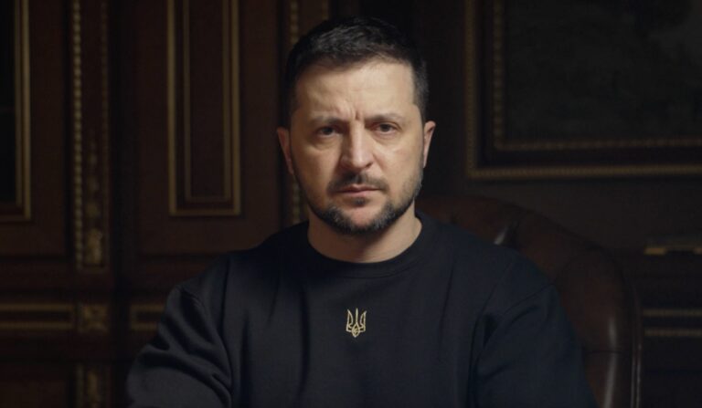 Μήνυμα Ζελένσκι για την επέτειο από τη ρωσική εισβολή στην Ουκρανία