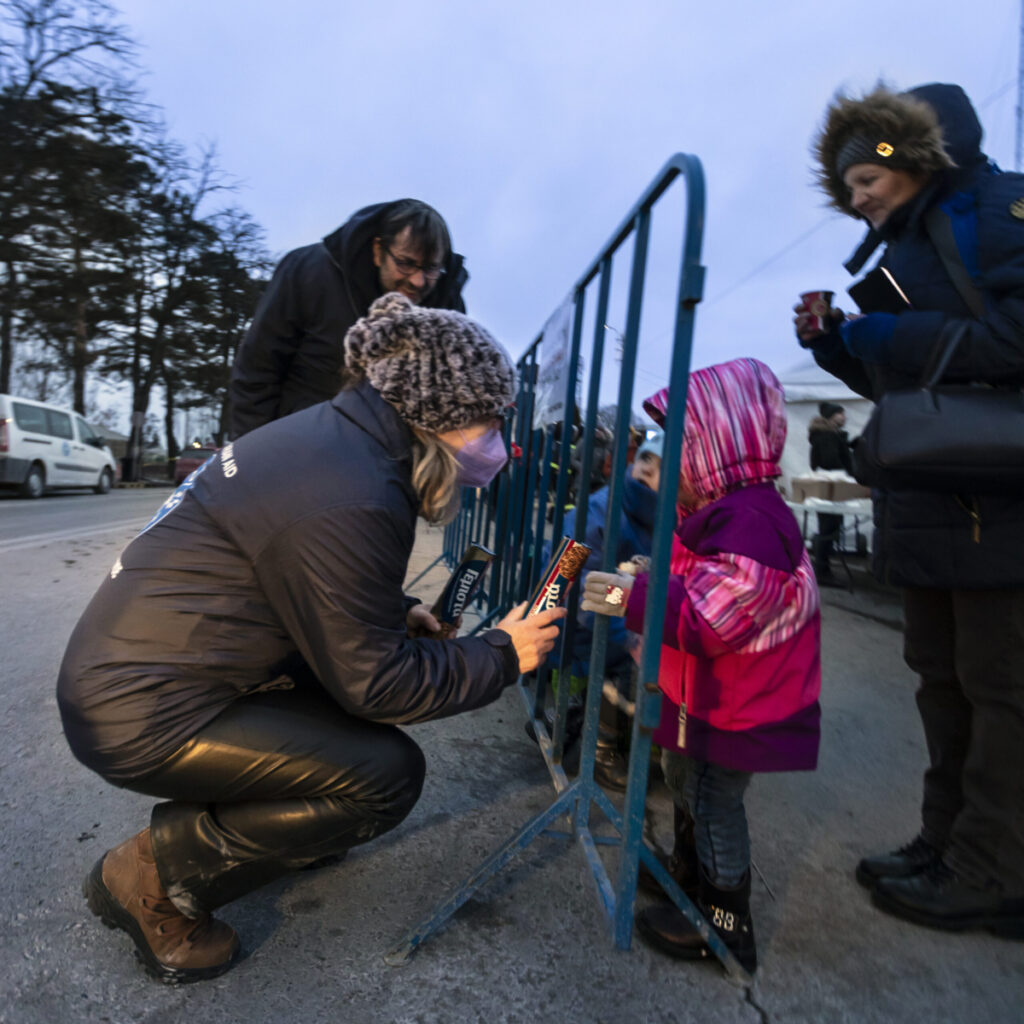 Γιατροί του Κόσμου: Έκθεση Φωτογραφίας του Γιάννη Γιαννακόπουλου για την προσφυγική κρίση της Ουκρανίας