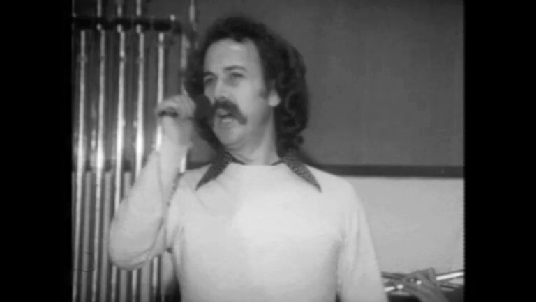 ΕΡΤ Αρχείο: Αφιέρωμα στον Νίκο Ξυλούρη (video)