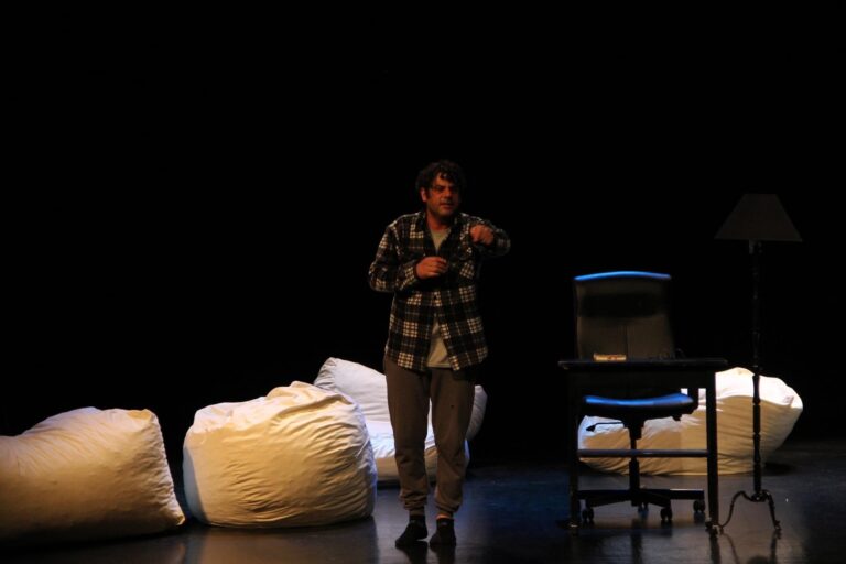 “Ο φίλος μου ο Ντοστογιέφσκι” της Δήμητρας Παπαδοπούλου στα Τρίκαλα