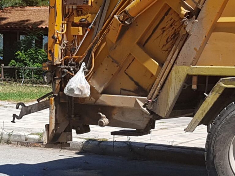 Τέλος η στάση και η στάθμευση, των απορριμματοφόρων, στο επαρχιακό και εθνικό, οδικό δίκτυο της Πελοποννήσου