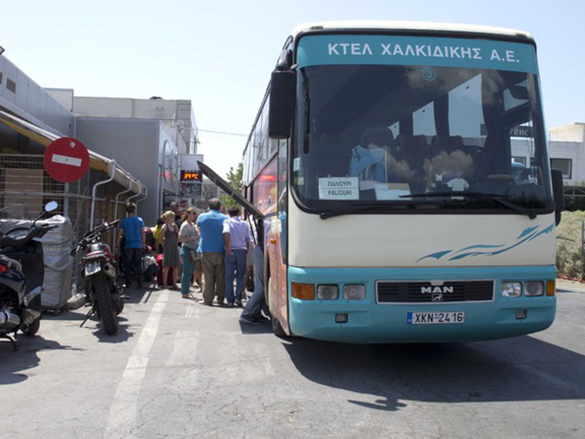 Χαλκιδική: Προβληματικά λεωφορεία αντικαταστάθηκαν πριν από σχολική εκδρομή