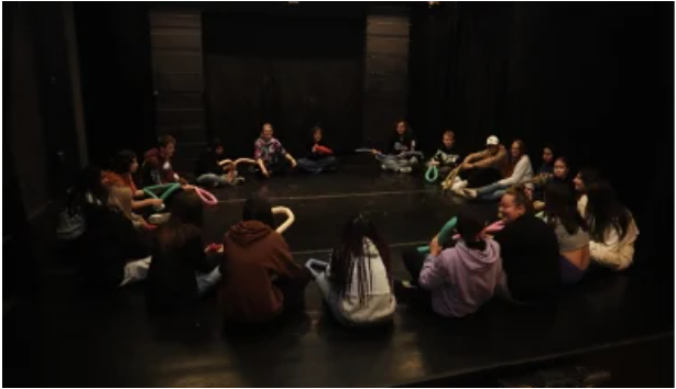 Πρωτότυπο θεατρικό έργο από μαθητές έξι χωρών στην Ελασσόνα