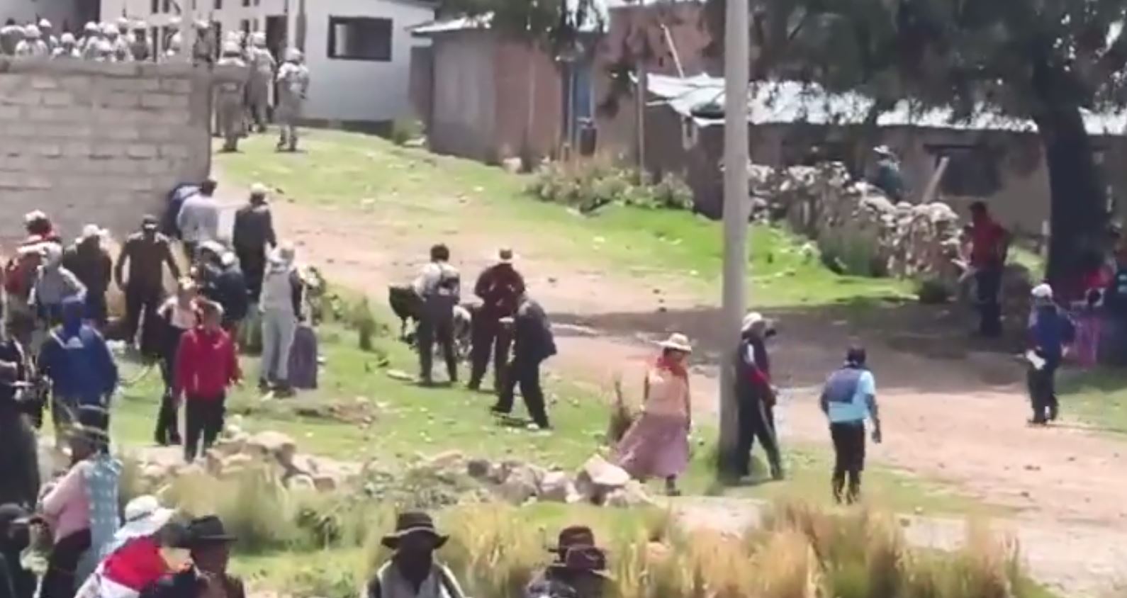 Περού: Έξι στρατιώτες πνίγηκαν προσπαθώντας να αποφύγουν διαδηλωτές