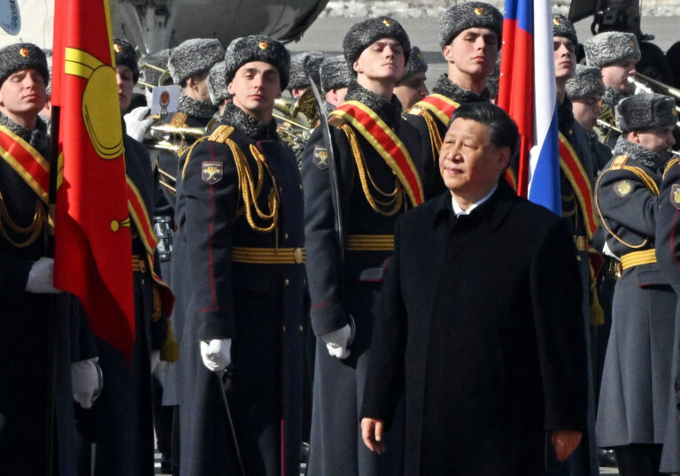 Στη Μόσχα ο Σι Τζινπίνγκ  – «Η Κίνα και η Ρωσία είναι καλοί γείτονες και αξιόπιστοι εταίροι»