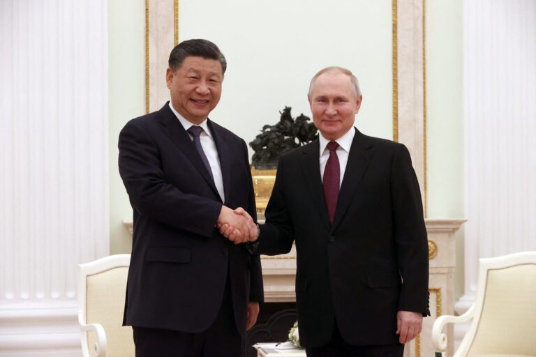 Δεύτερη ημέρα συνομιλιών Κίνας και Ρωσίας – Ο Σι προσκαλεί τον Πούτιν να επισκεφθεί το Πεκίνο