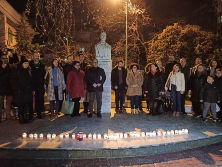 Σέρρες: Σιωπηρή διαμαρτυρία από τον Δικηγορικό Σύλλογο για την τραγωδία στα Τέμπη