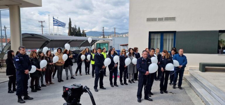 Επιμνημόσυνη δέηση για τους νεκρούς των Τεμπών στον Βόλο