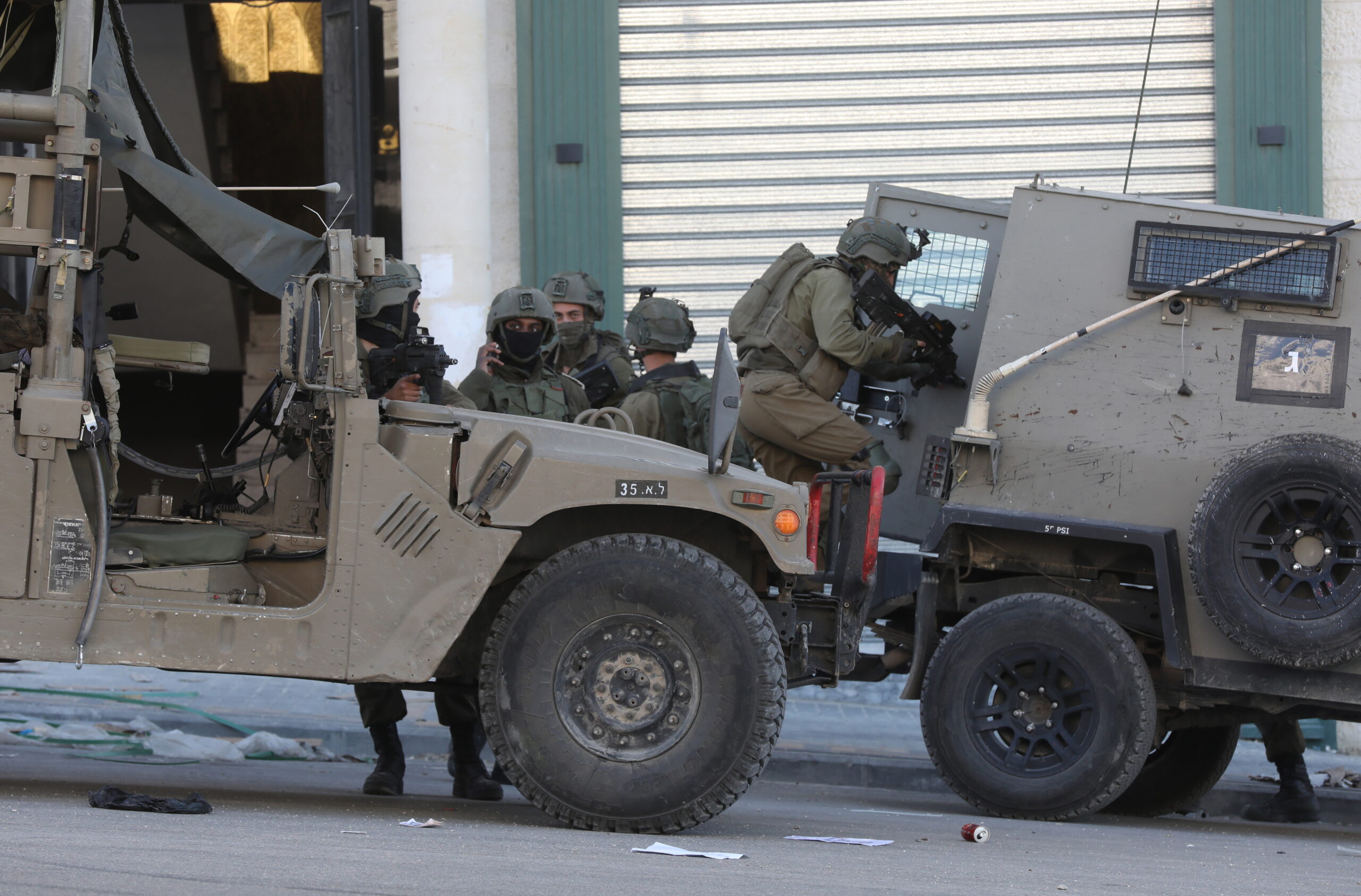 Νεκροί τρεις ένοπλοι Παλαιστίνιοι από ισραηλινά πυρά στη Ναμπλούς