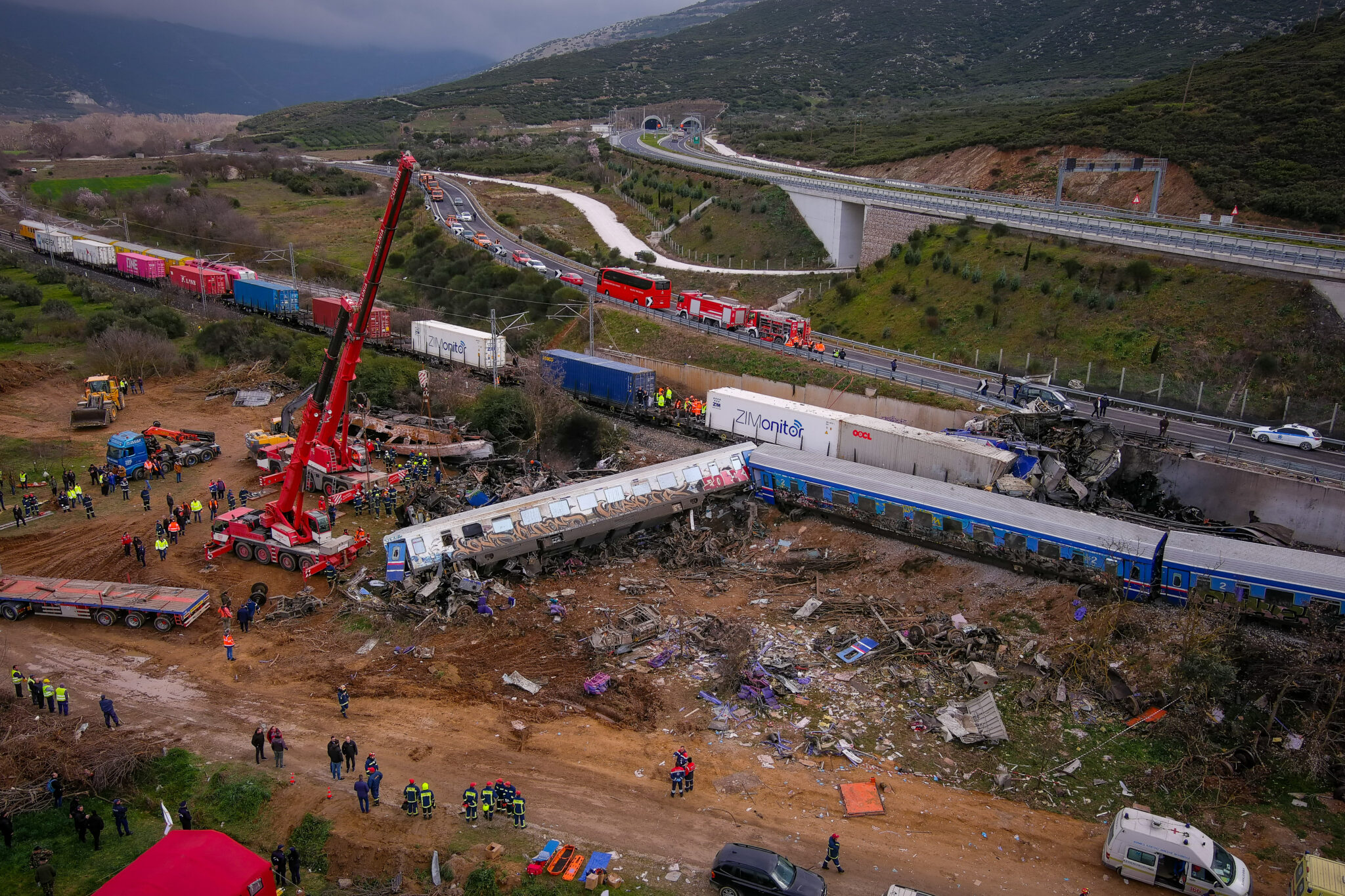 Τουλάχιστον 40 νεκροί στη σύγκρουση των αμαξοστοιχιών στα Τέμπη
