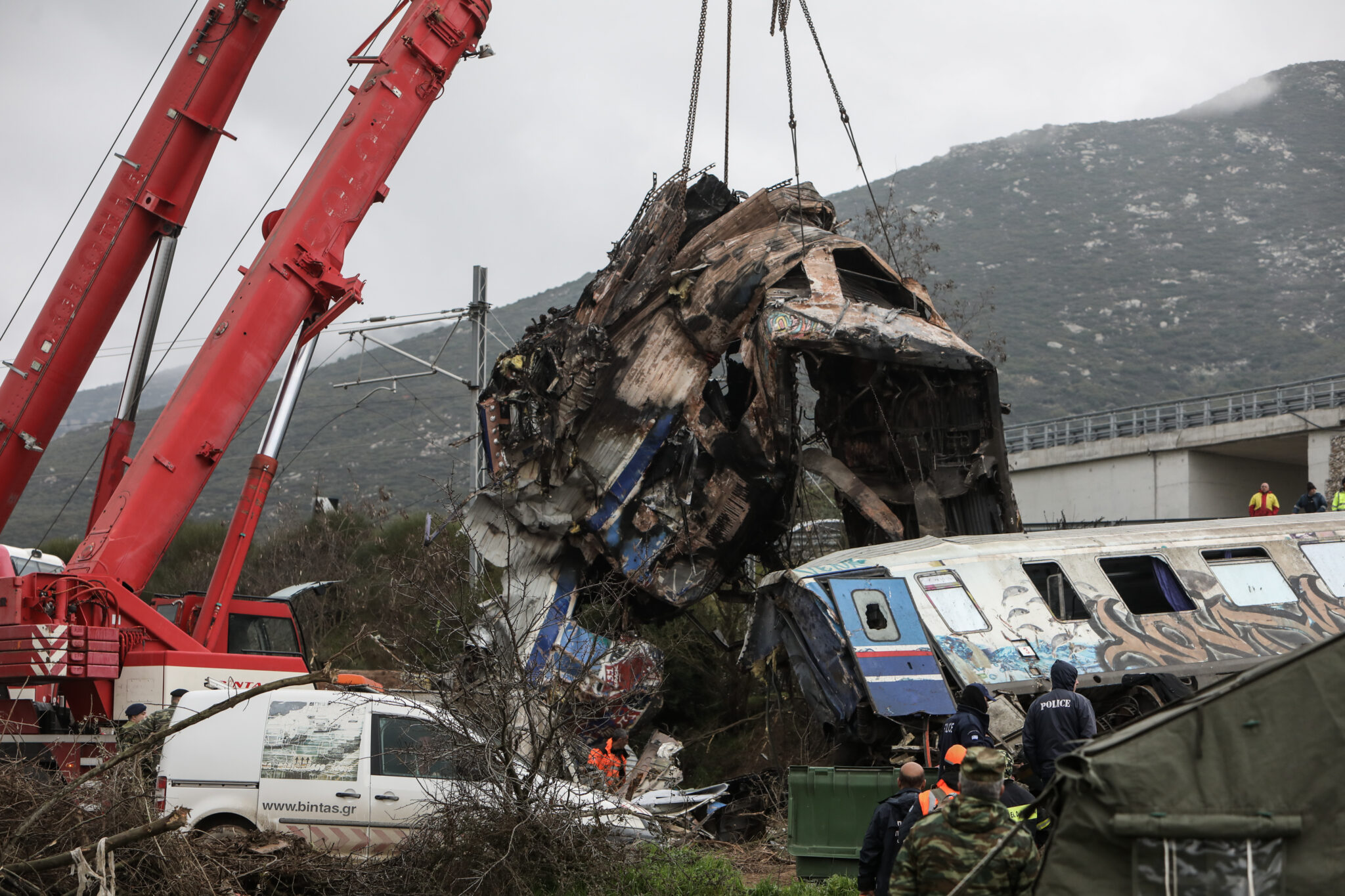 Τουλάχιστον 46 οι νεκροί από το δυστλυχημα στα Τέμπη