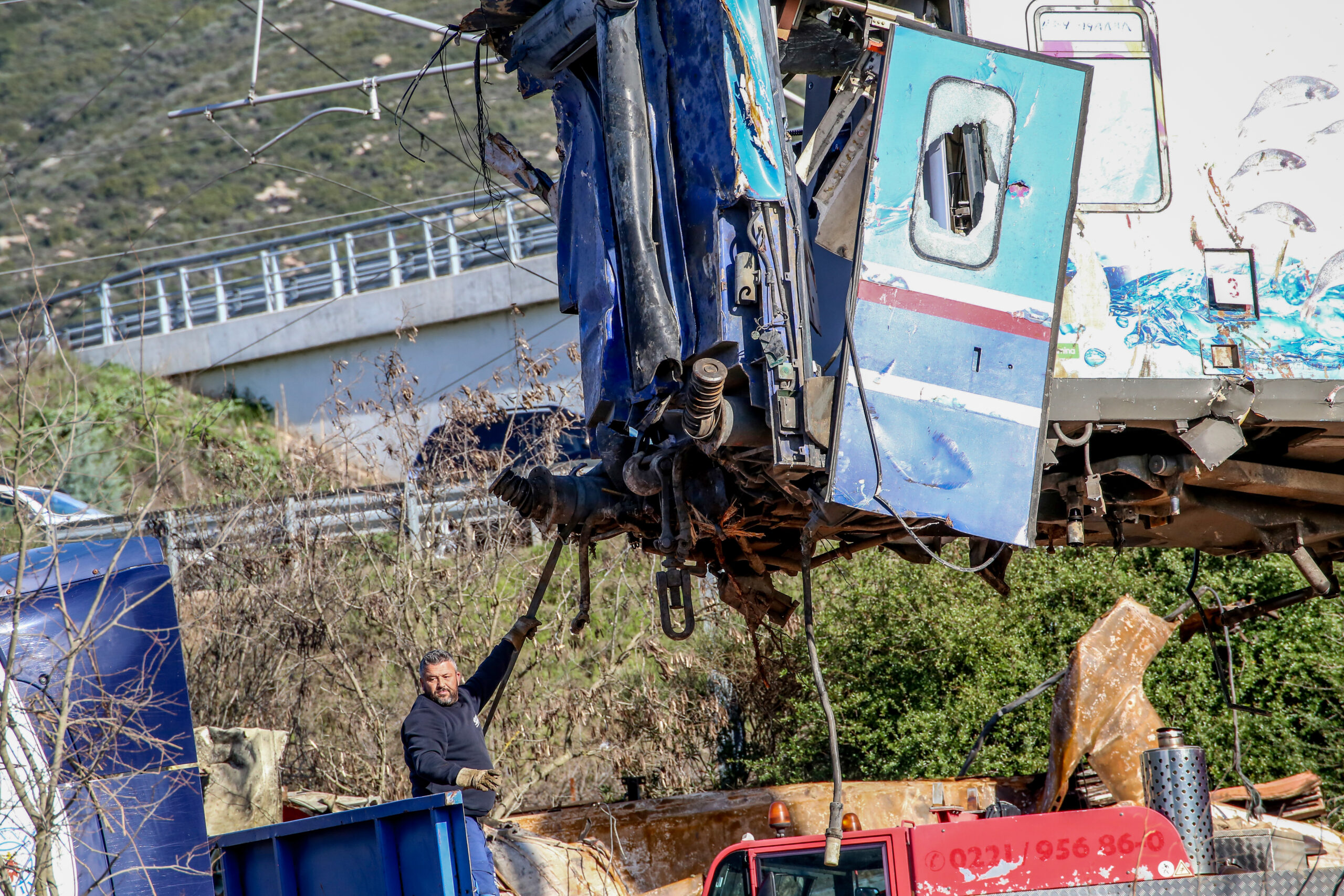Σύγκρουση τρένων: Δραματικός επίλογος στα Τέμπη – Ολοκληρώνονται οι έρευνες