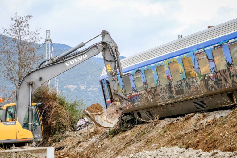 Σιδηροδρομικό δυστύχημα στα Τέμπη: Προφυλακιστέος ο σταθμάρχης