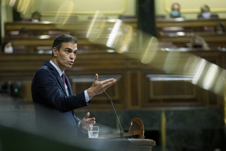 Ισπανία: Δεύτερη πρόταση μομφής του ακροδεξιού κόμματος Βοξ κατά της κυβέρνησης Σάντσεθ