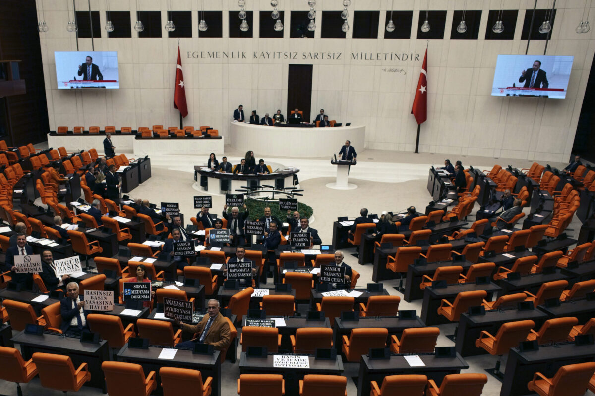 Το τουρκικό κοινοβούλιο επικύρωσε την ένταξη της Φινλανδίας στο ΝΑΤΟ