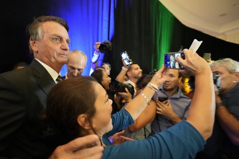 Βραζιλία: Επιστρέφει στη χώρα ο πρώην πρόεδρος Μπολσονάρου
