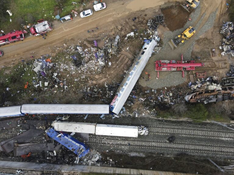 Σιδηροδρομικό δυστύχημα στα Τέμπη: Το μεσημέρι της Δευτέρας η κηδεία του Δ. Οικού στην Αλεξανδρούπολη