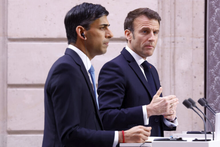 Μακρόν: «Νέα αρχή» στις διμερείς Γαλλίας – Βρετανίας – Σούνακ: Οδηγούμαστε σε πρωτοφανές επίπεδο συνεργασίας
