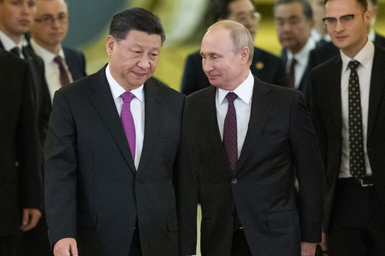 Τη Ρωσία θα επισκεφθεί ο Κινέζος πρόεδρος Σι