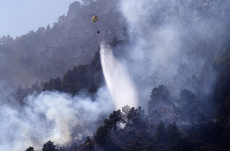 Ισπανία: Πάνω από 100 πυρκαγιές σε δασικές εκτάσεις στις Αστούριες και την Κανταβρία