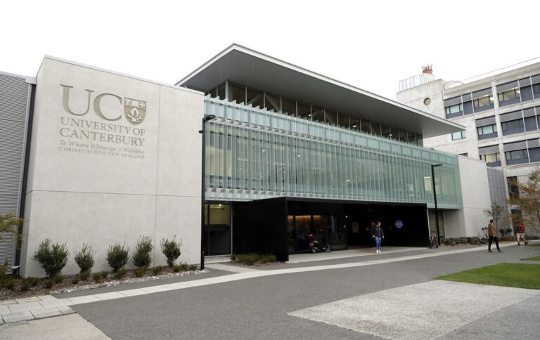 Νέα Ζηλανδία: Κλειστά  όλα τα σχολεία λόγω της 24ωρης απεργίας των εκπαιδευτικών