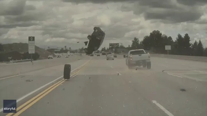Car-flips-Los-Angeles