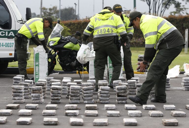 Κολομβία: Συλλήψεις 52 υπόπτων για διεθνή διακίνηση ναρκωτικών