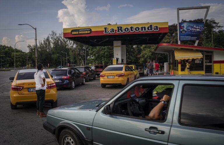 Κούβα: Αντιμετωπίζει νέα μεγάλη έλλειψη καυσίμων 
