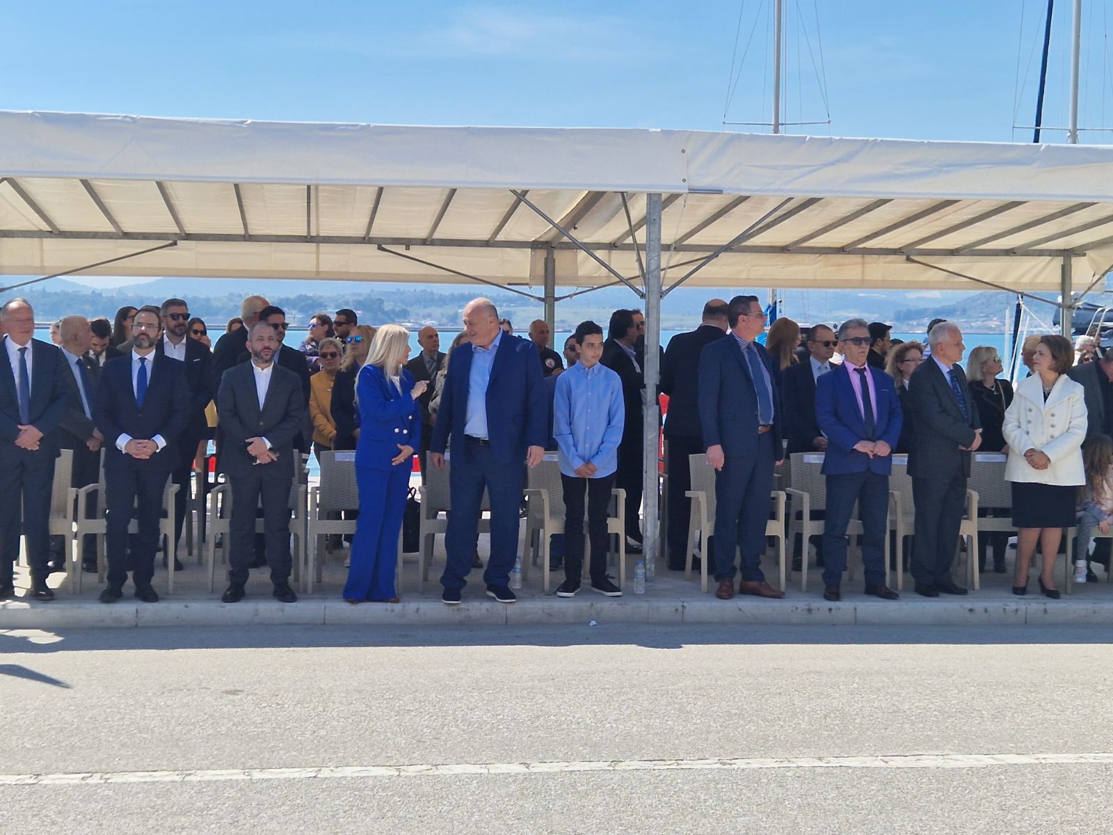 Βόλος: Εντυπωσιακή η παρέλαση στην παραλία της πόλης (φωτό)