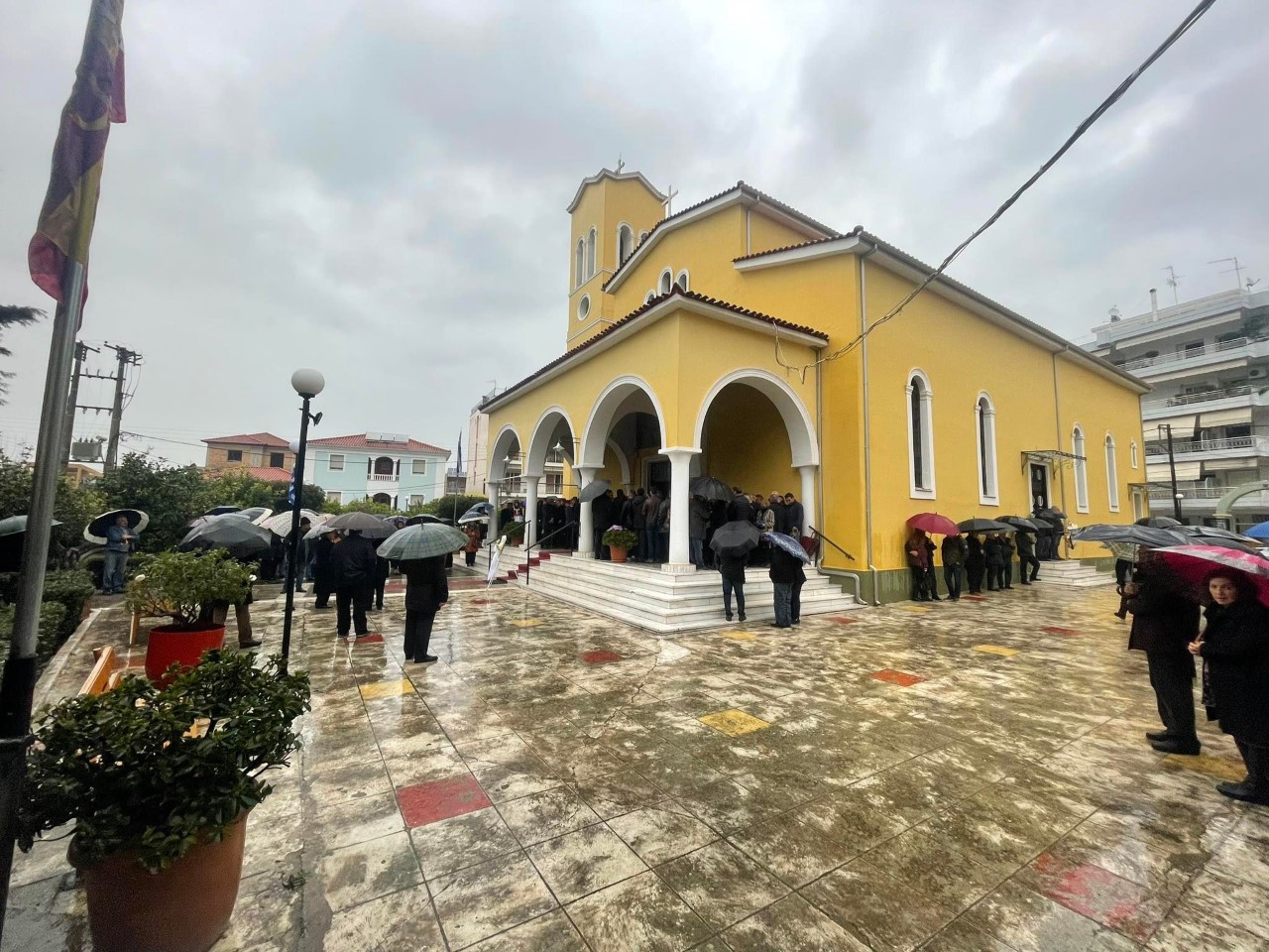 Η Αμαλιάδα αποχαιρέτησε τον 59χρονο μηχανοδηγό που έχασε την ζωή του στο δυστύχημα των Τεμπών