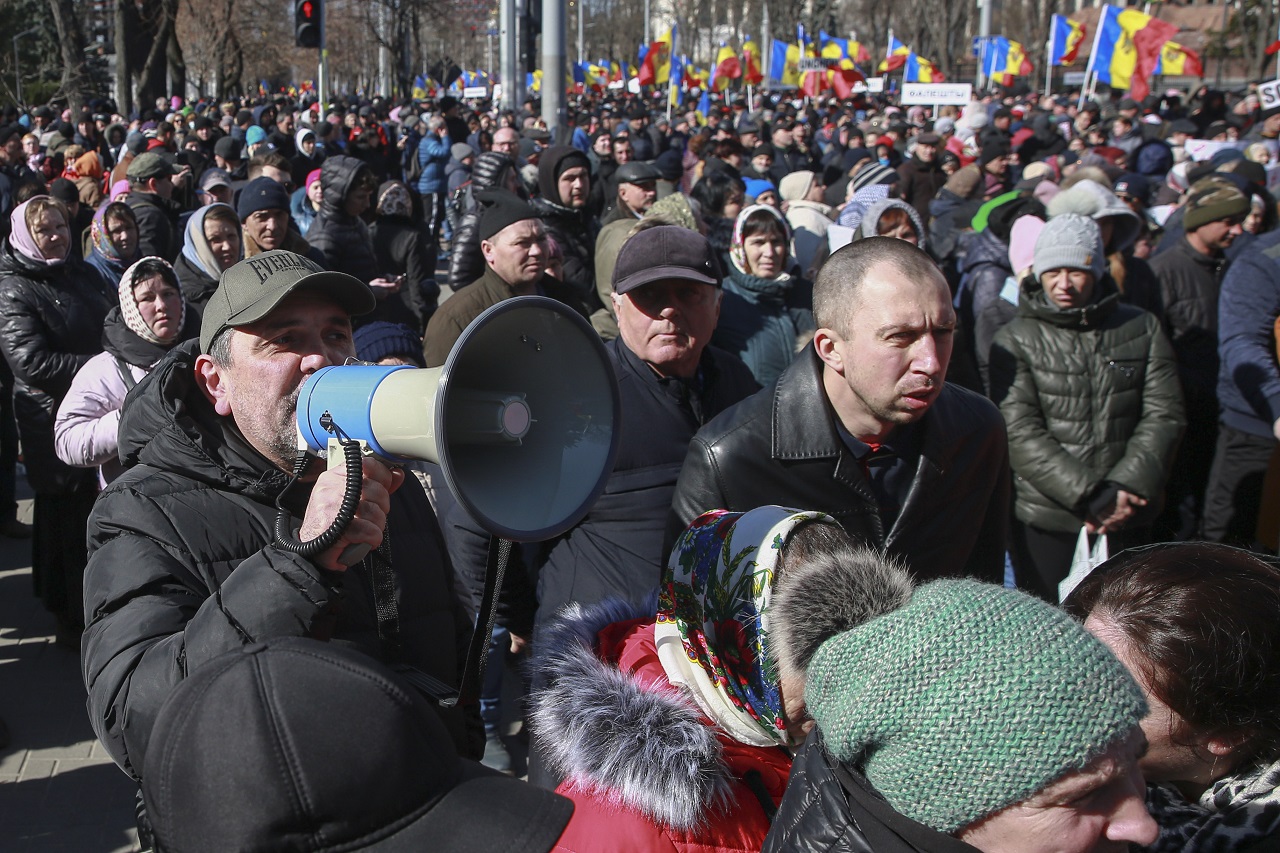 Μολδαβία: Αντικυβερνητικές διαδηλώσεις και αντιδιαδηλώσεις
