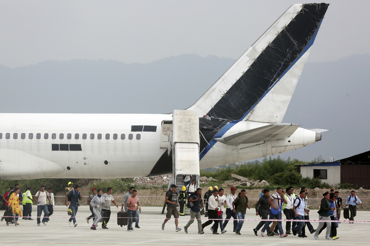 Νεπάλ:  Έρευνες για σύγκρουση αεροσκαφών που αποφεύχθηκε την τελευταία στιγμή πάνω απο το αεροδρόμιο