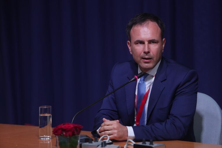 Αλ. Πατέλης στο Πρώτο: Απολύτως ασφαλείς οι ελληνικές τράπεζες και οι καταθέσεις- Δεν υπάρχει κίνδυνος μνημονίων (audio)