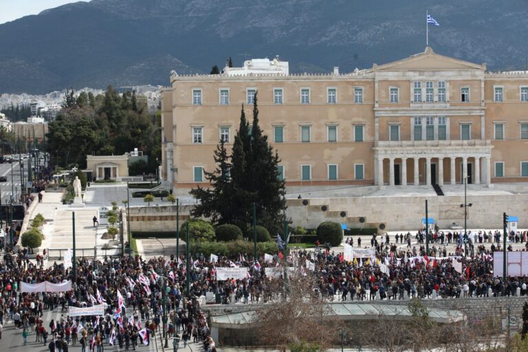 24ωρη απεργία ΓΣΕΕ-ΑΔΕΔΥ την Πέμπτη 16/3: Πώς θα κινηθούν τα ΜΜΜ